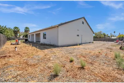 4688 Pacific Avenue, Olivehurst, CA 95961 - Photo 3