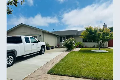 716 Saint Helen Way, Salinas, CA 93905 - Photo 1