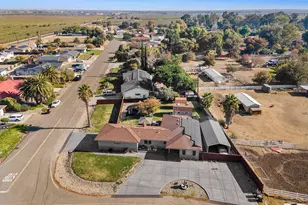 22992 Currier Dr, Tracy, CA 95304 - Photo 3