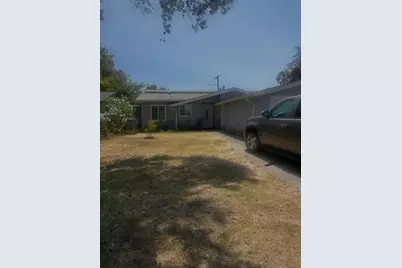 140 Lindley Drive, Sacramento, CA 95815 - Photo 1
