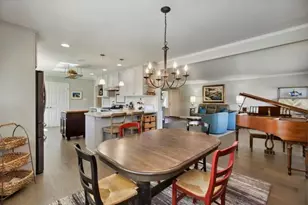 4400 Capri Way, Sacramento, CA 95822 - Photo 9