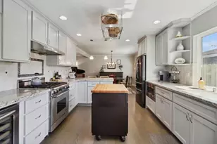 4400 Capri Way, Sacramento, CA 95822 - Photo 7