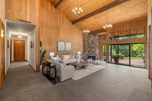 5536 Clarendon Way, Carmichael, CA 95608 - Photo 9