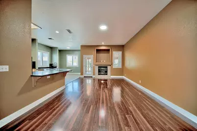 1851 Oakley Court, Stockton, CA 95206 - Photo 5