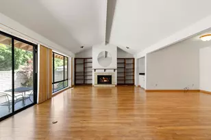 1202 Commons Dr, Sacramento, CA 95825 - Photo 7