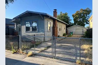 1426 E Oak Street, Stockton, CA 95205 - Photo 1