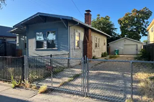 1426 E Oak St, Stockton, CA 95205 - Photo 1