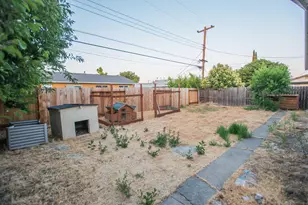 7559 Thorpe Way, Sacramento, CA 95822 - Photo 23