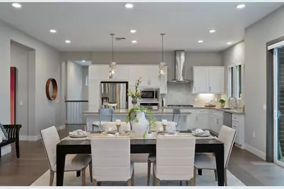 3335 McKinley Village Way, Sacramento, CA 95816 - Photo 23