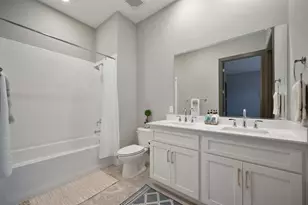 3335 McKinley Village Way, Sacramento, CA 95816 - Photo 41