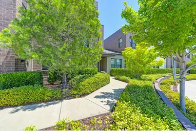 3335 McKinley Village Way, Sacramento, CA 95816 - Photo 7