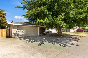 7567 Skelton Way, Sacramento, CA 95822 - Photo 1