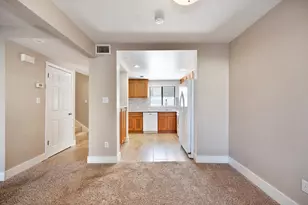 2413 Post Oak Ln, Sacramento, CA 95825 - Photo 13