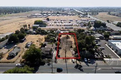 154 N Airport Way, Manteca, CA 95337 - Photo 1
