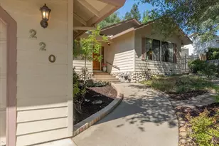 220 Mistletoe Ct, Angels Camp, CA 95222 - Photo 1