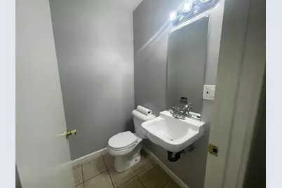 810 W 1st Avenue, Chico, CA 95926 - Photo 9