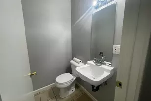 810 W 1st Ave, Chico, CA 95926 - Photo 9