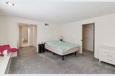 631 Wilhaggin Drive, Sacramento, CA 95864 - Photo 47