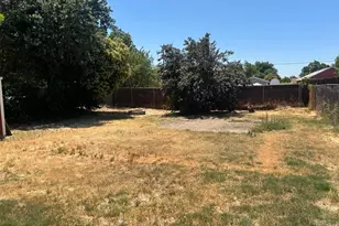 727 S Sinclair Ave, Stockton, CA 95215 - Photo 13