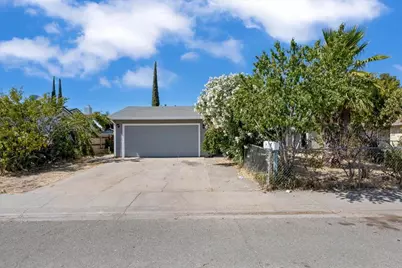 5277 Aspen, Olivehurst, CA 95961 - Photo 1