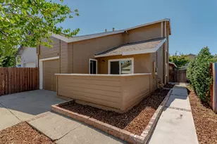 3125 Iberian Dr, Sacramento, CA 95833 - Photo 11