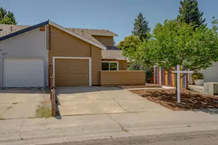 3125 Iberian Dr, Sacramento, CA 95833 - Photo 7