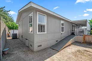 Stagecoach Dr, Sacramento, CA 95842 - Photo 23