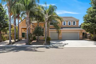 656 Cedar Mountain Dr, Newman, CA 95360 - Photo 1