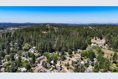 262 W Olympia Drive, Grass Valley, CA 95945 - Photo 43