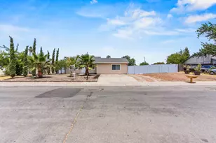 2641 51st Ave, Sacramento, CA 95822 - Photo 1