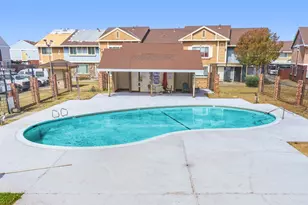 7570 Burgoyne Ln, Sacramento, CA 95823 - Photo 23