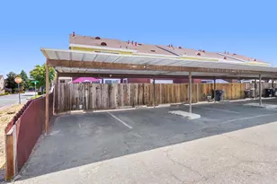 7570 Burgoyne Ln, Sacramento, CA 95823 - Photo 21