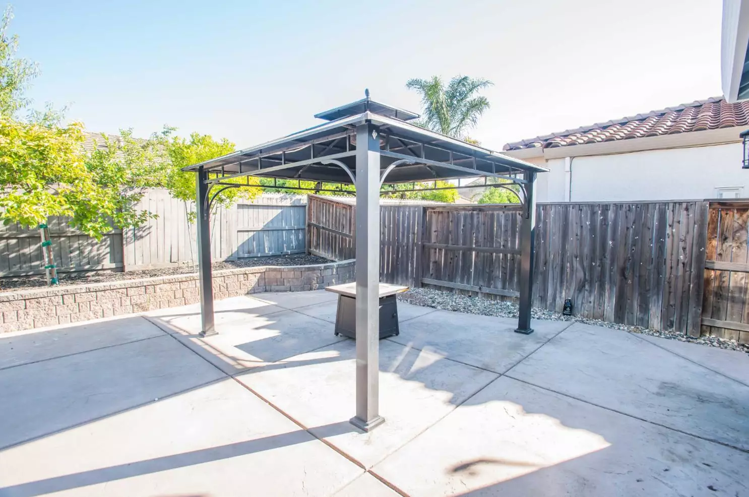 9916 Bluefin Way, Elk Grove, CA 95757 - MLS 225089119 - Coldwell Banker