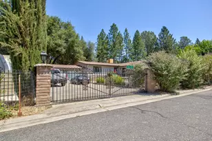 415 Carriage Lantern Ct, Somerset, CA 95684 - Photo 41