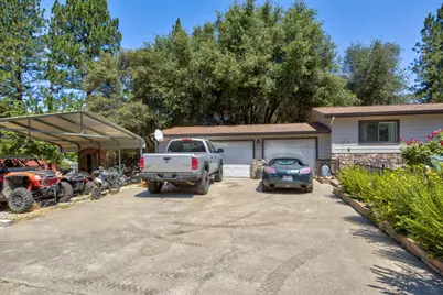 415 Carriage Lantern Court, Somerset, CA 95684 - Photo 43