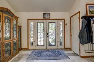 415 Carriage Lantern Ct, Somerset, CA 95684 - Photo 5