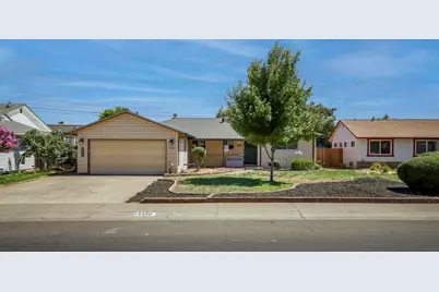 10320 Malaga Way, Rancho Cordova, CA 95670 - Photo 1