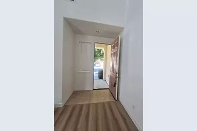 10554 Rudder Way, Stockton, CA 95209 - Photo 5