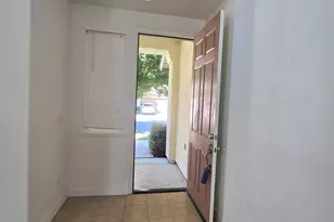 10554 Rudder Way, Stockton, CA 95209 - Photo 5