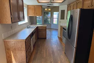 405 San Andreas Ct, Modesto, CA 95354 - Photo 3