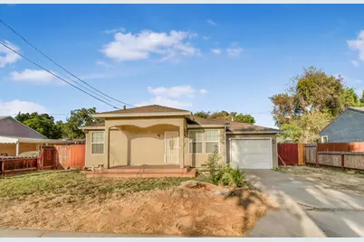 136 Village Road, Modesto, CA 95354 - Photo 3