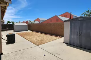 7312 Del Prado Way, Sacramento, CA 95828 - Photo 37