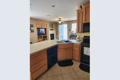 7312 Del Prado Way, Sacramento, CA 95828 - Photo 15