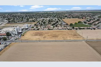 619 Inyo Avenue, Newman, CA 95360 - Photo 5