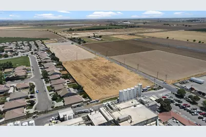 619 Inyo Avenue, Newman, CA 95360 - Photo 11