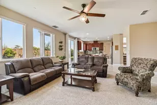 18400 Mandarin St, Woodland, CA 95695 - Photo 17