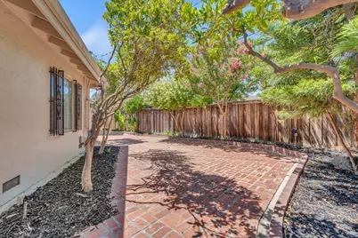 1071 W Monterey Avenue, Stockton, CA 95204 - Photo 49