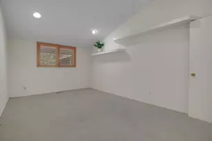 7025 Hillcrest Dr, Modesto, CA 95356 - Photo 25