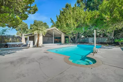 7025 Hillcrest Drive, Modesto, CA 95356 - Photo 35