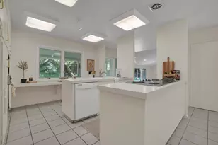 7025 Hillcrest Dr, Modesto, CA 95356 - Photo 17